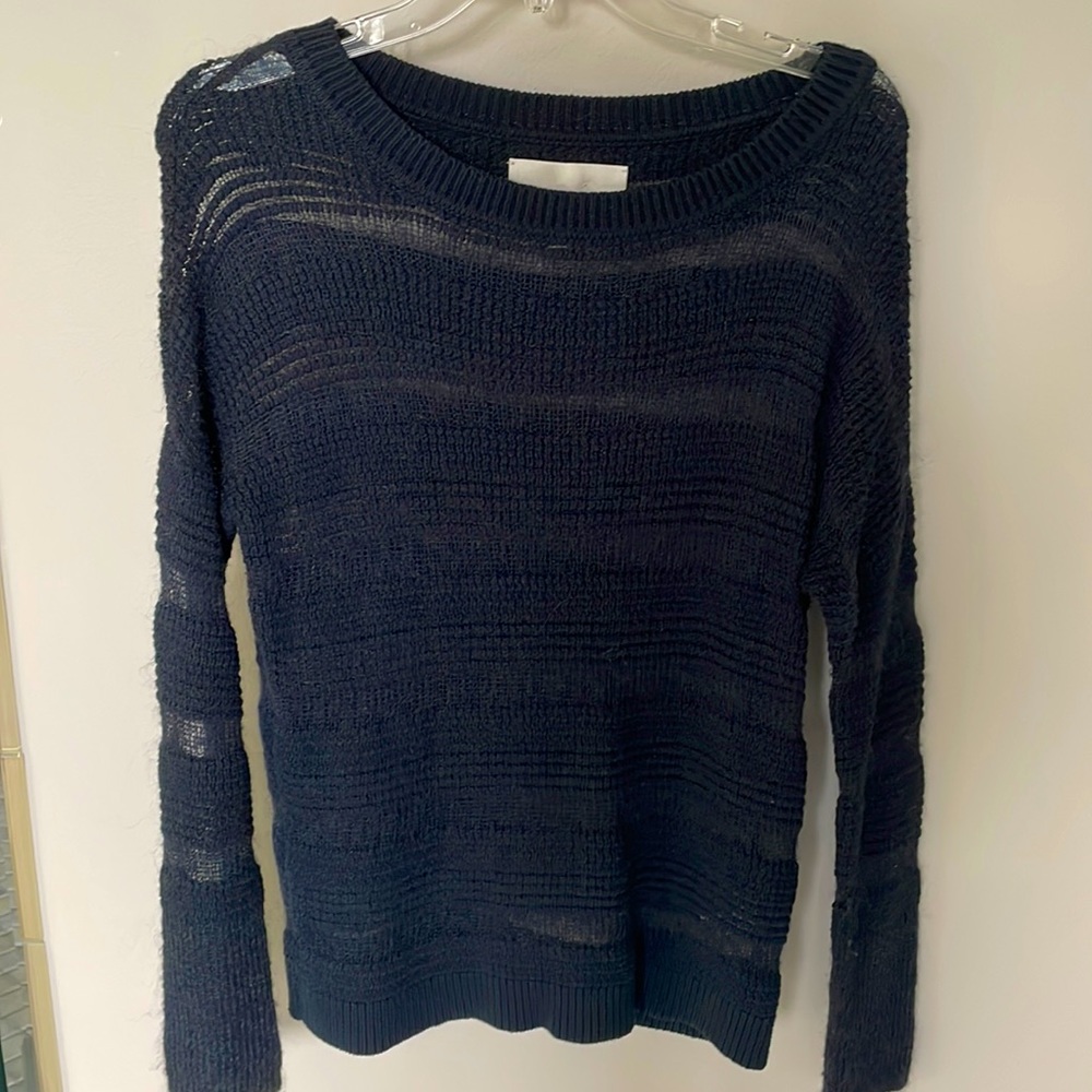 Brochure Walker black sweater